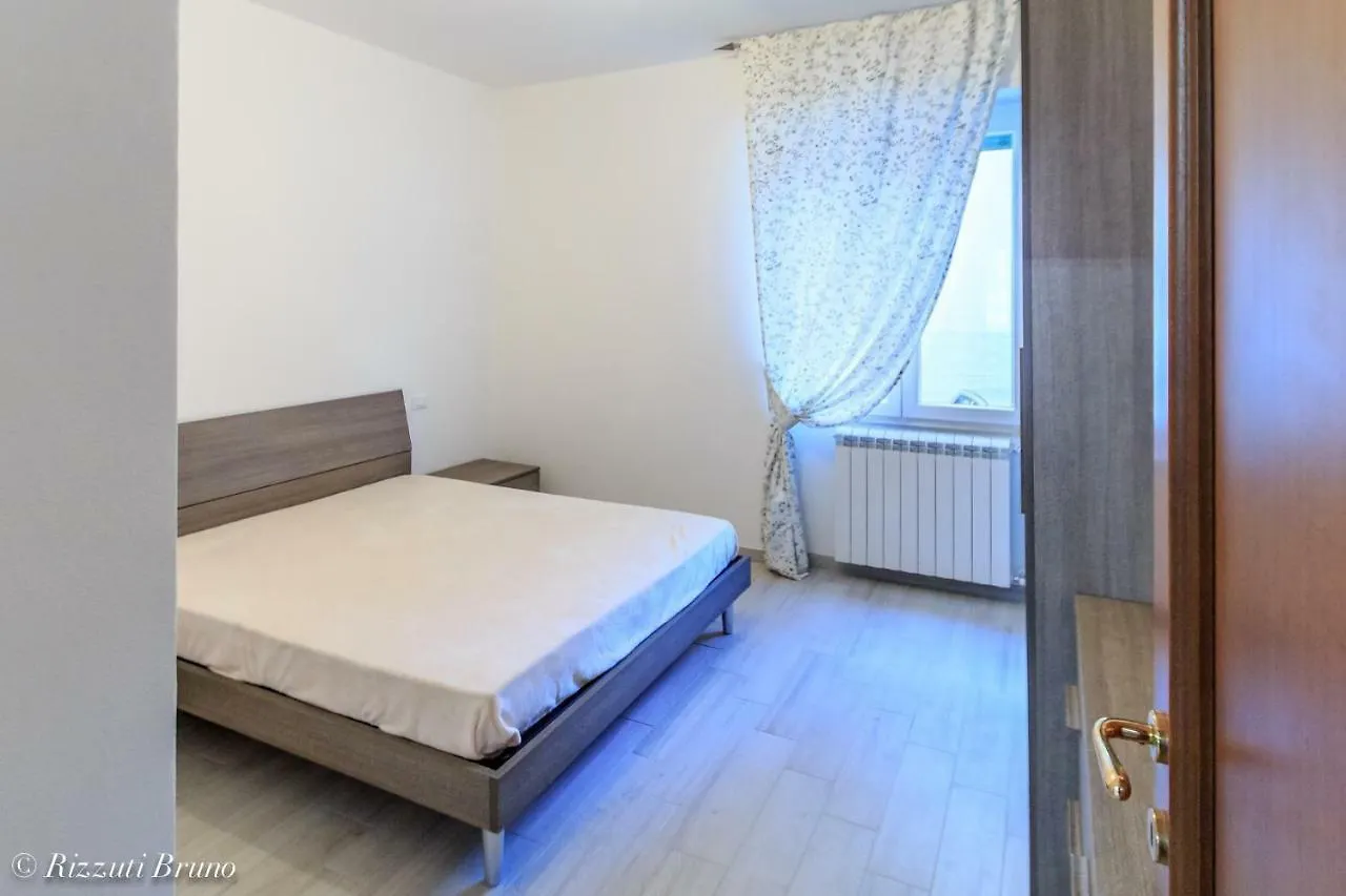 appartamento ristrutturato a nuovo !!! Varazze